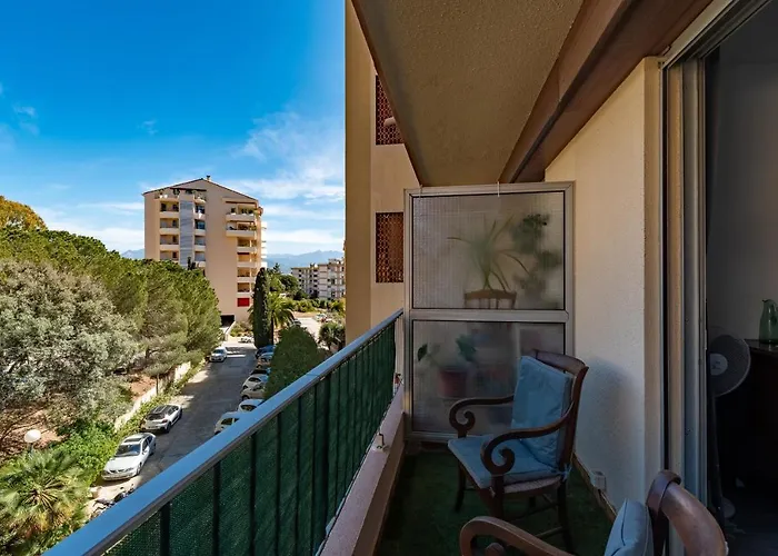 דירה Chapelle Des Grecs - 1km De La